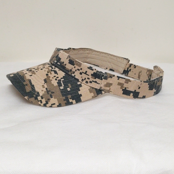 Accessories - Camo Sports Sun Visor | Unisex | OS Fits All